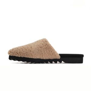 Roam Fuzzy Cap Mule Beige Black Faux Shearling Flats Women’s Size 6 Cushioned